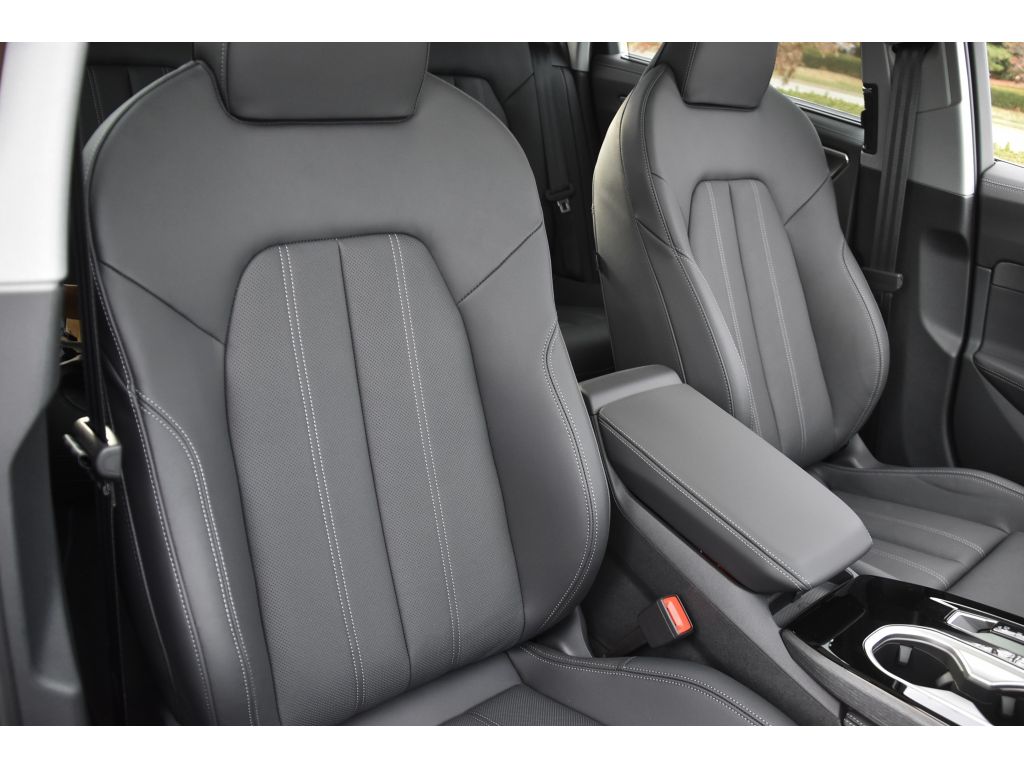 2026 Audi A6 Sedan Premium Plus Image 13 of 41