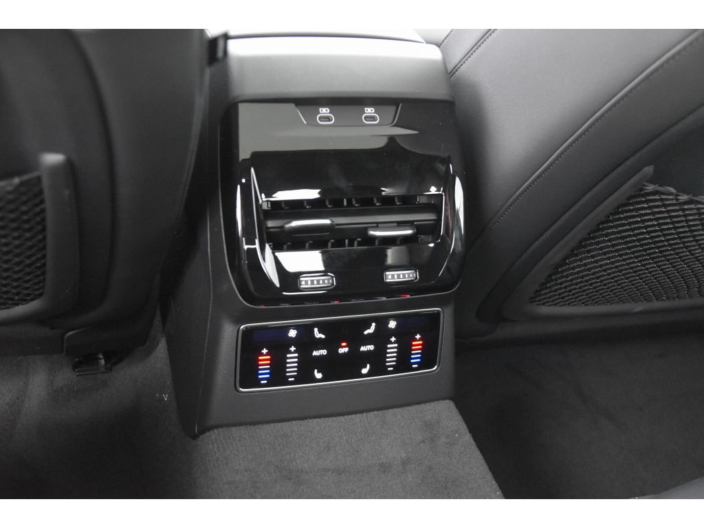 2026 Audi A6 Sedan Premium Plus Image 33 of 41