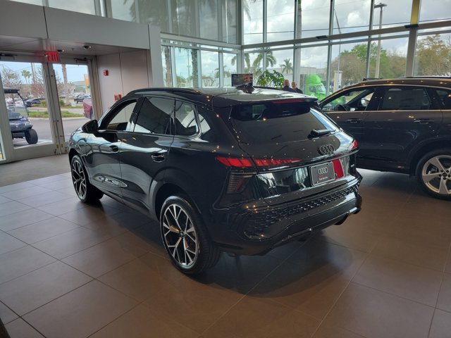 2026 Audi Q3 S line Image 5 of 30