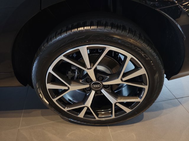 2026 Audi Q3 S line Image 6 of 30