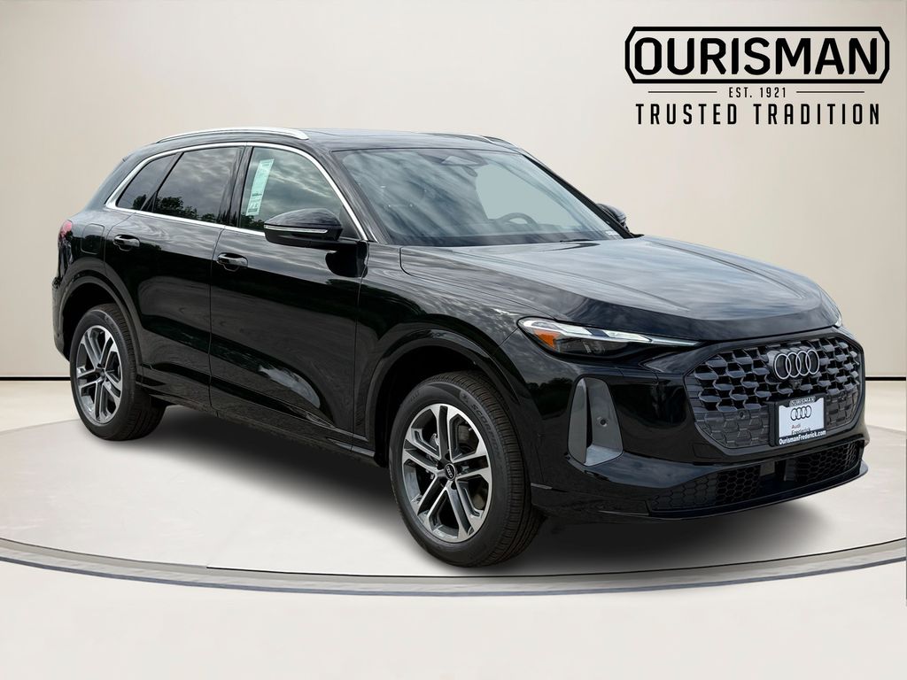 2026 Audi Q5 Premium Image 1 of 31