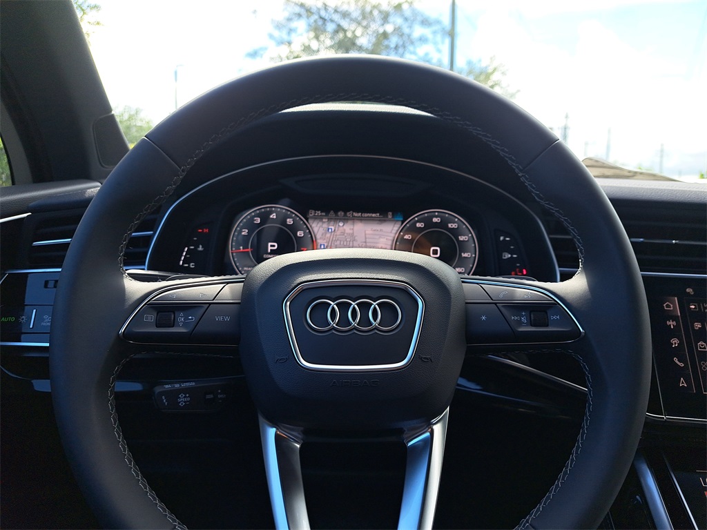 2026 Audi Q7 Prestige Image 32 of 32