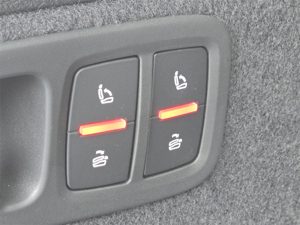 2026 Audi Q7 Prestige Image 39 of 50