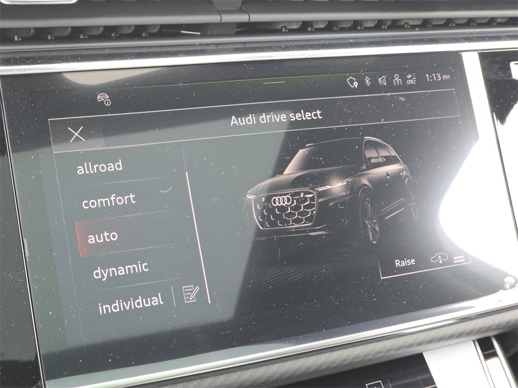 2026 Audi Q7 Prestige Image 26 of 50