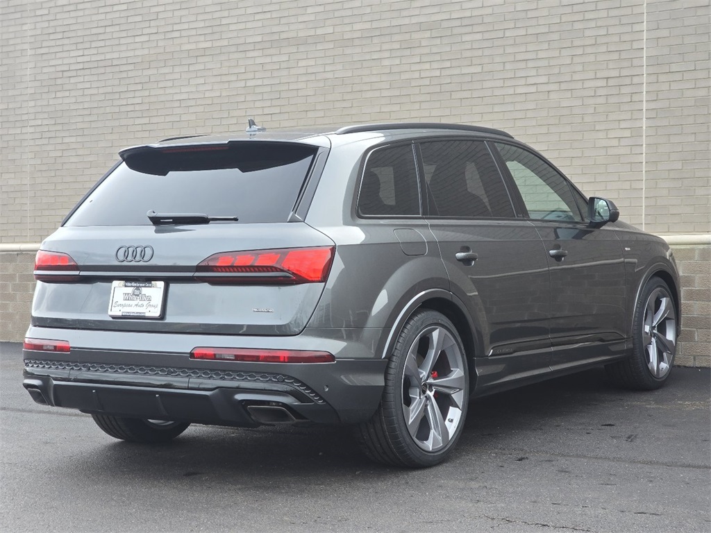 2026 Audi Q7 Prestige Image 6 of 50