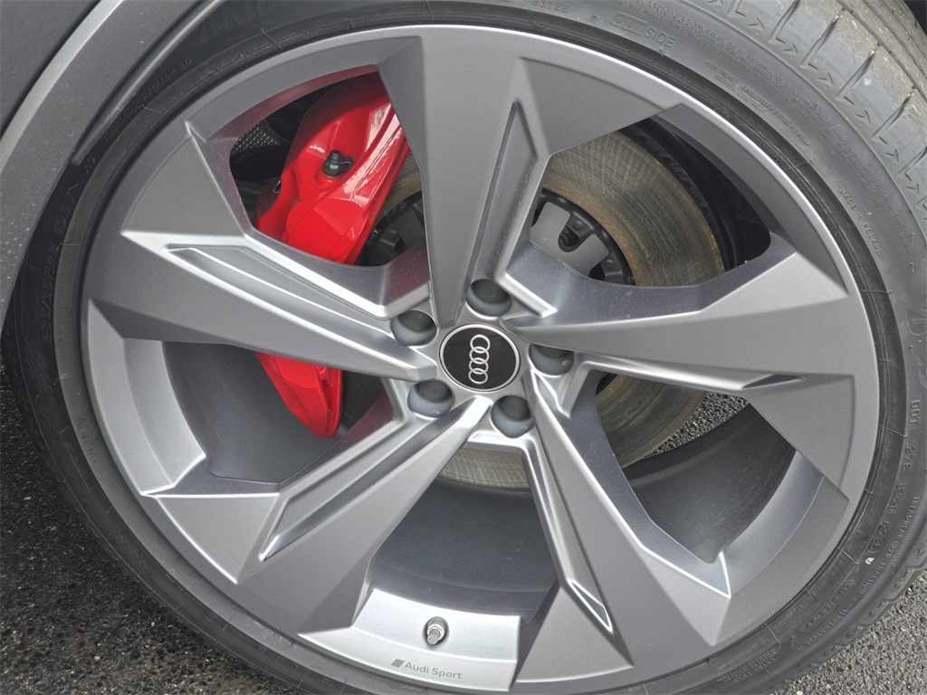 2026 Audi Q7 Prestige Image 10 of 50