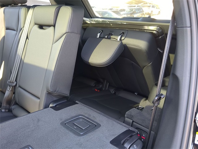 2026 Audi Q7 Premium Plus Image 13 of 20