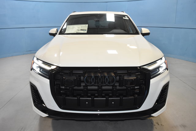 2026 Audi Q7 Premium Plus Image 2 of 26