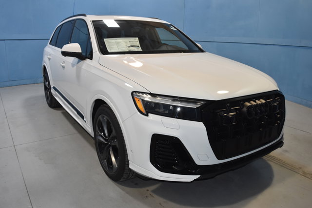 2026 Audi Q7 Premium Plus Image 1 of 26