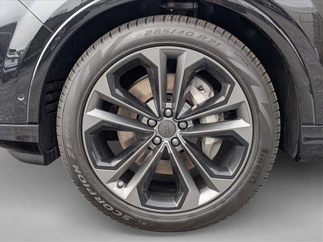 2026 Audi Q7 Premium Plus Image 8 of 18