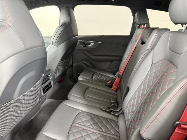 2026 Audi Q7 Prestige Image 13 of 29