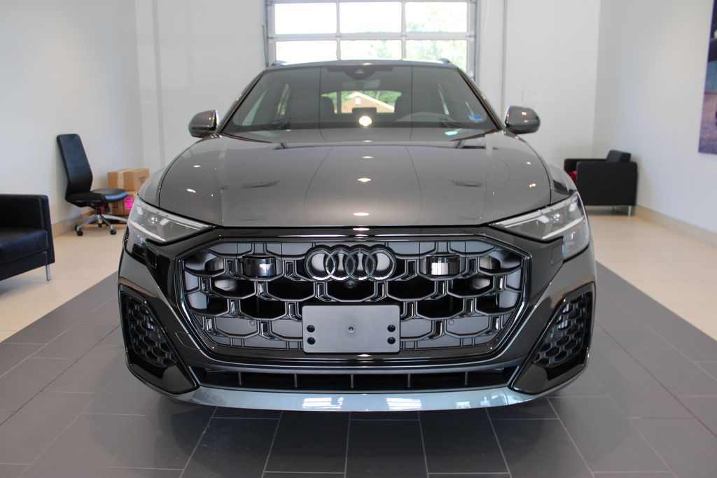 2026 Audi Q8 Prestige Image 2 of 34
