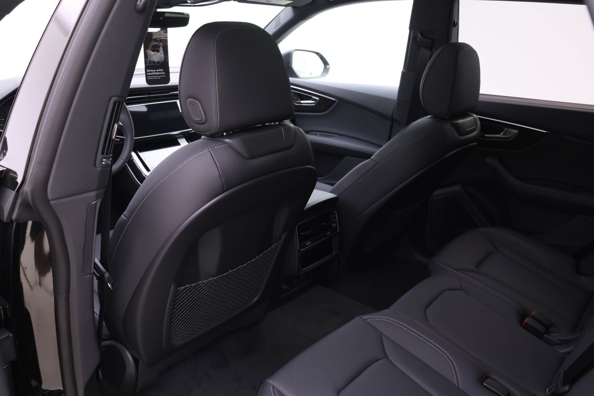 2026 Audi Q8 Premium Plus Image 8 of 17