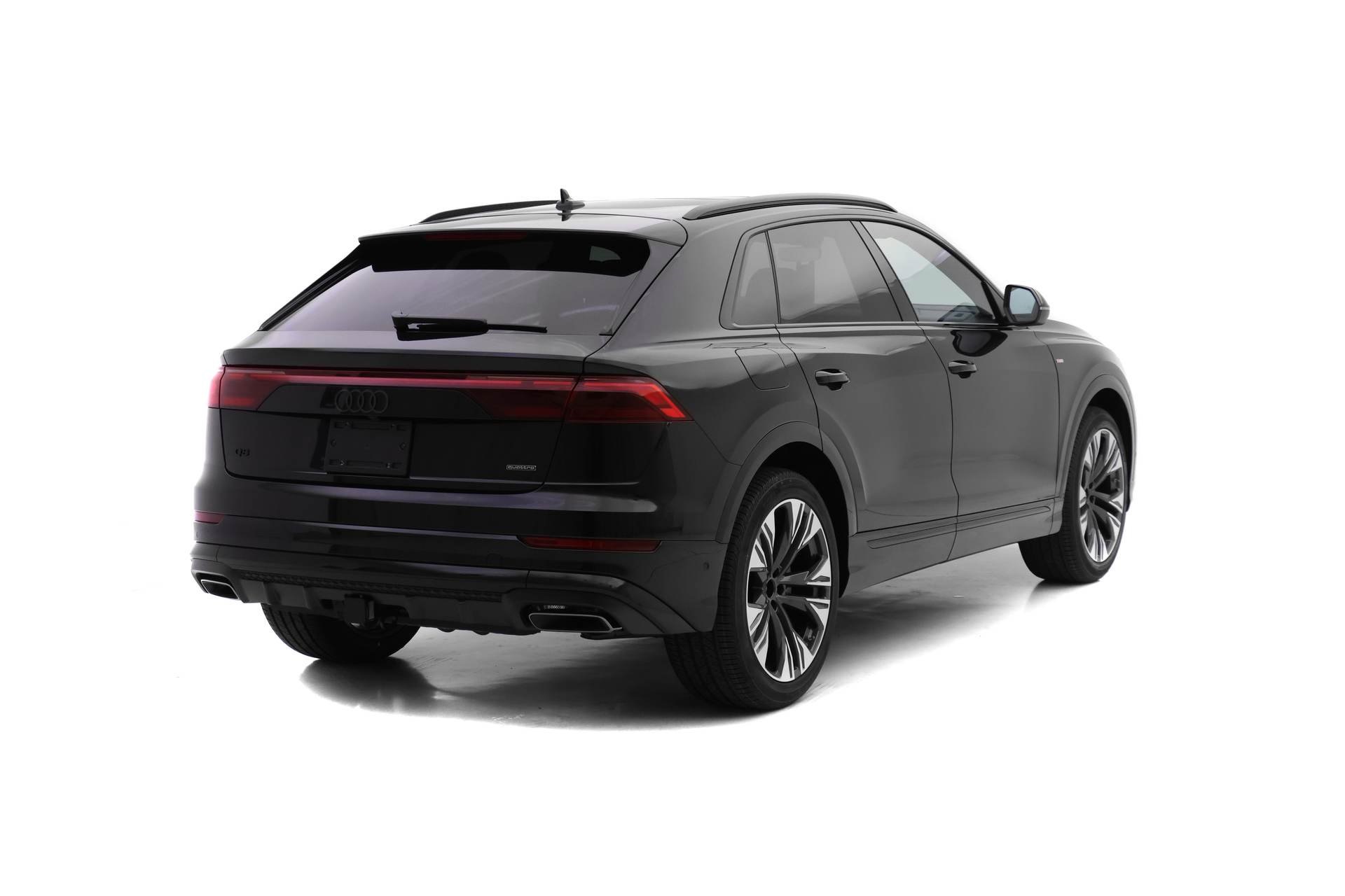 2026 Audi Q8 Premium Plus Image 3 of 17