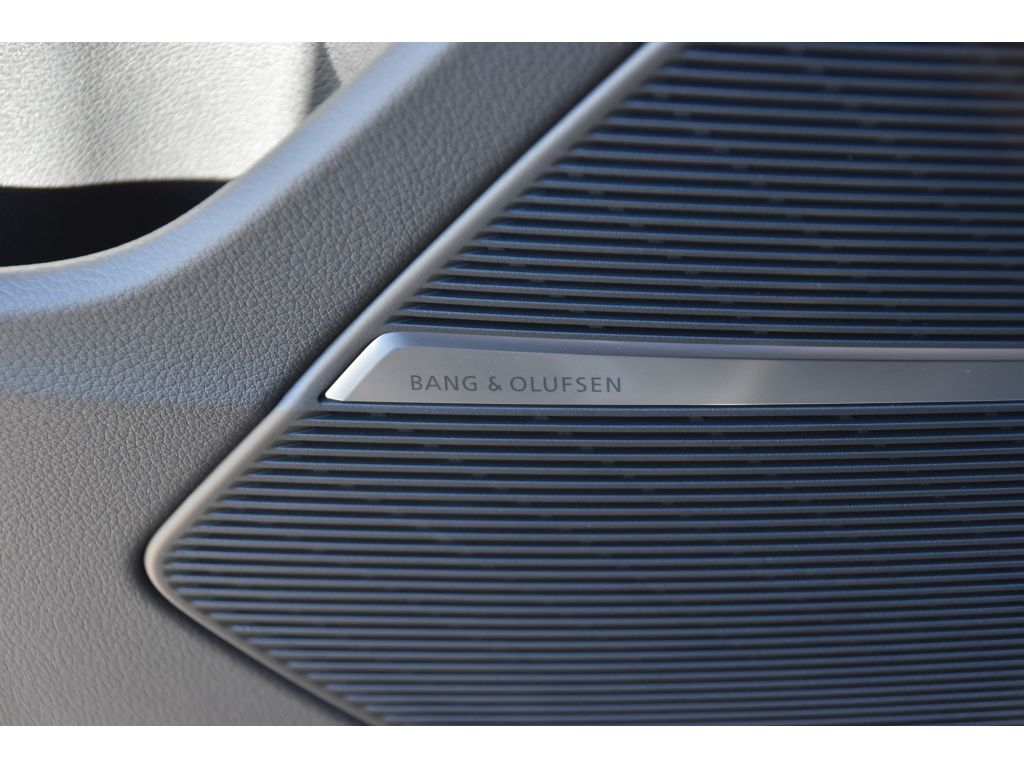 2026 Audi Q8 Prestige Image 33 of 41