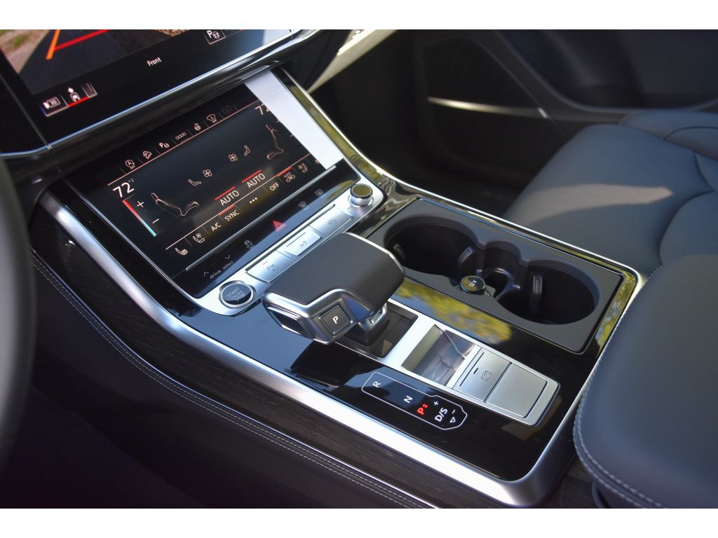 2026 Audi Q8 Prestige Image 24 of 41