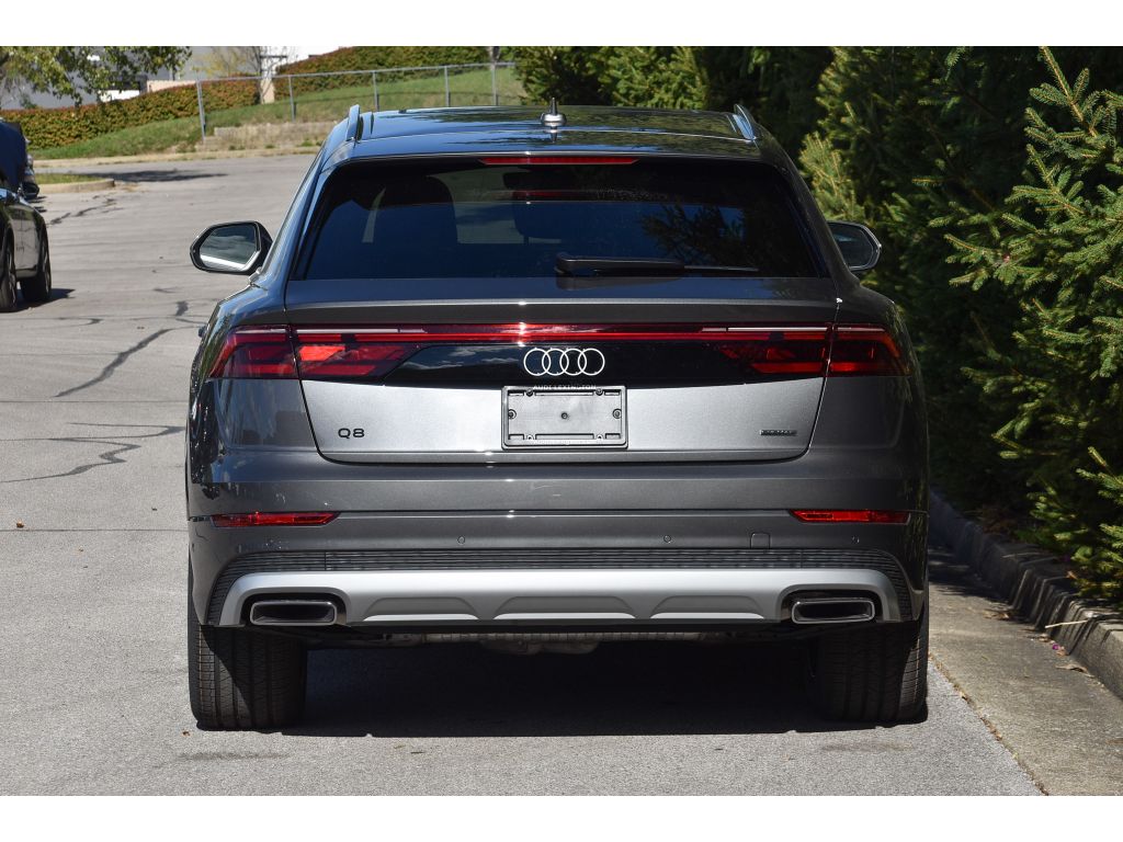 2026 Audi Q8 Prestige Image 8 of 41