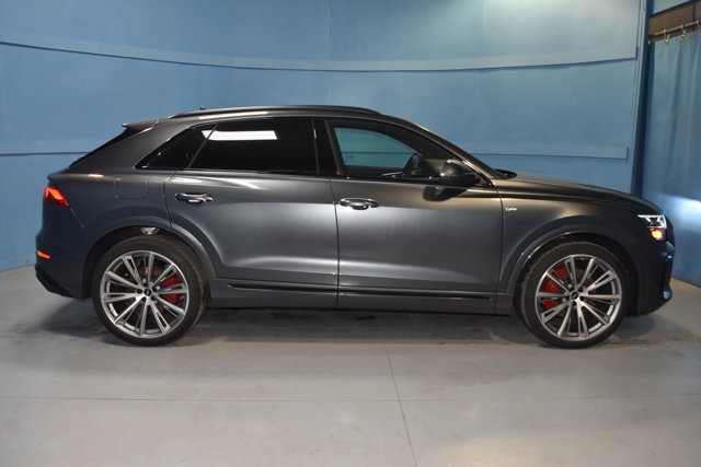 2026 Audi Q8 Prestige Image 3 of 25