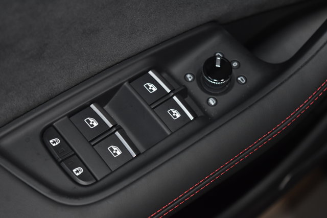 2026 Audi Q8 Prestige Image 16 of 25