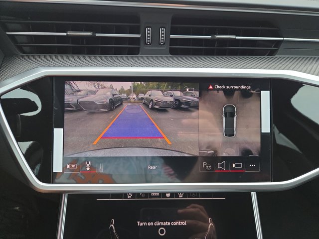 2026 Audi RS 6 Avant performance Image 8 of 11