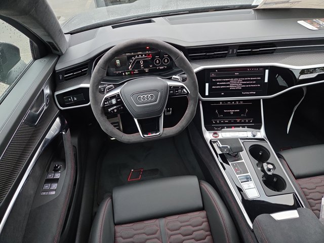 2026 Audi RS 6 Avant performance Image 7 of 11