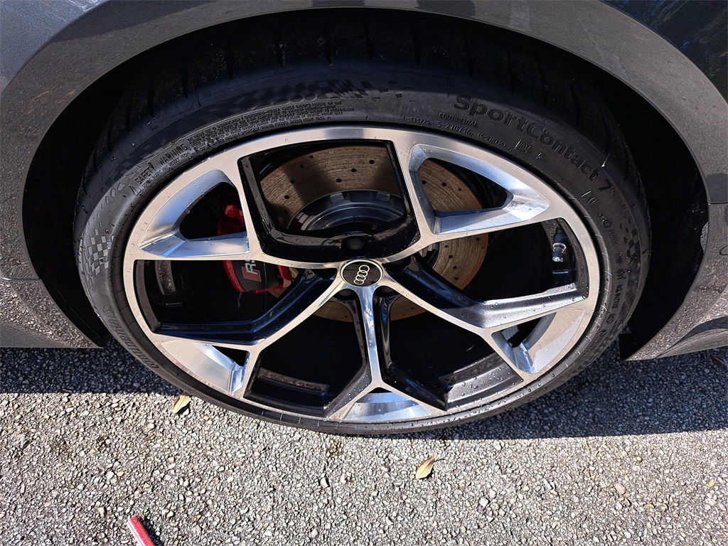 2026 Audi RS 7 Performance Image 5 of 31