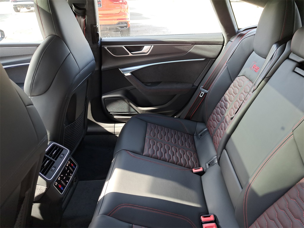 2026 Audi RS 7 Performance Image 7 of 31