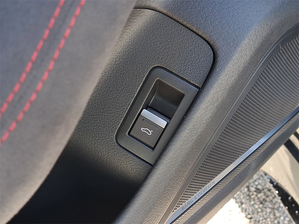 2026 Audi RS 7 Performance Image 25 of 31