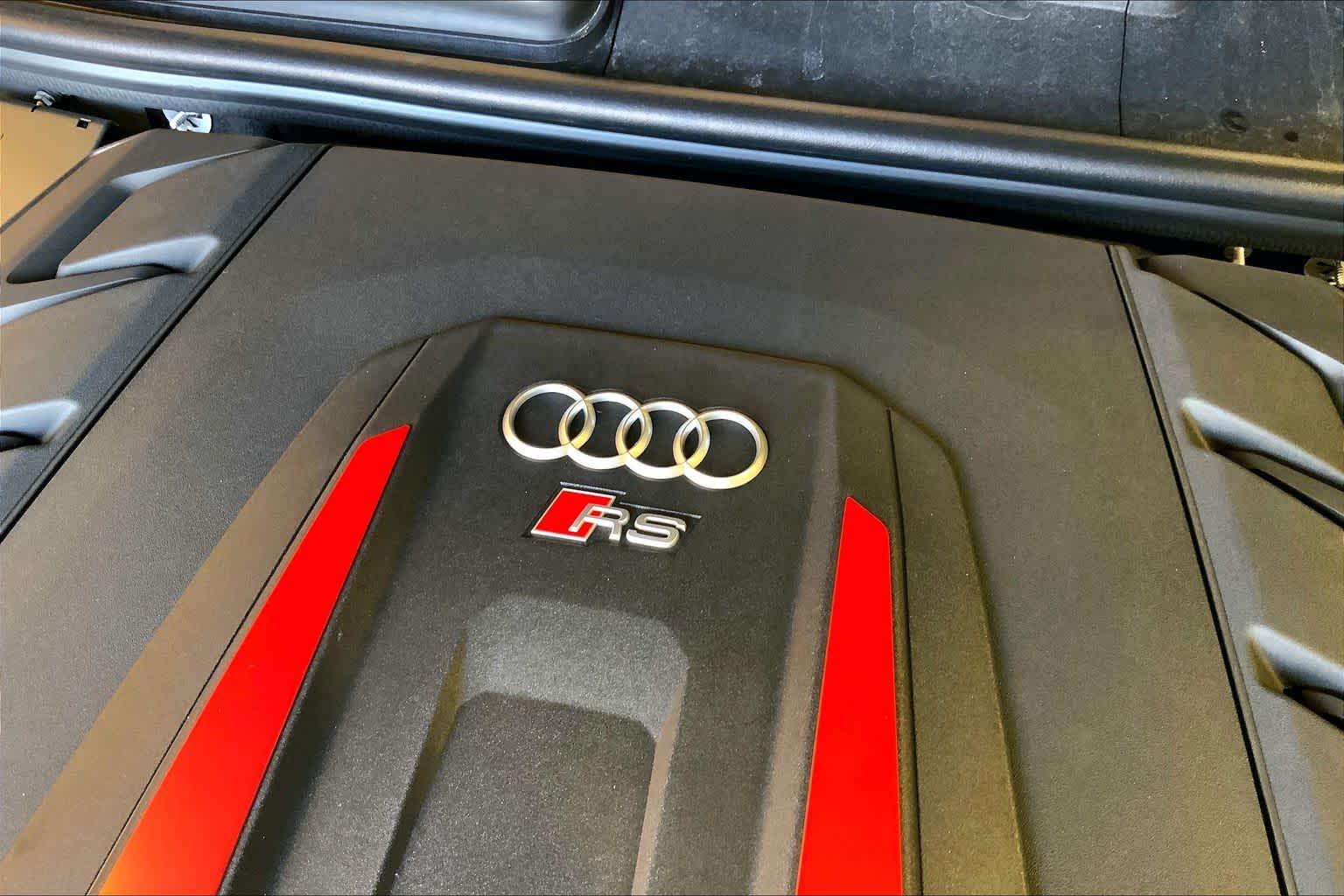 2026 Audi RS Q8 performance Image 17 of 17