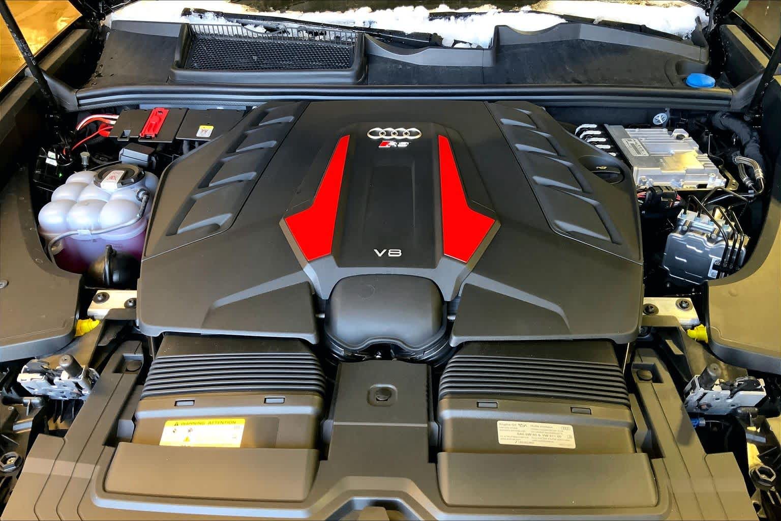 2026 Audi RS Q8 performance Image 6 of 17