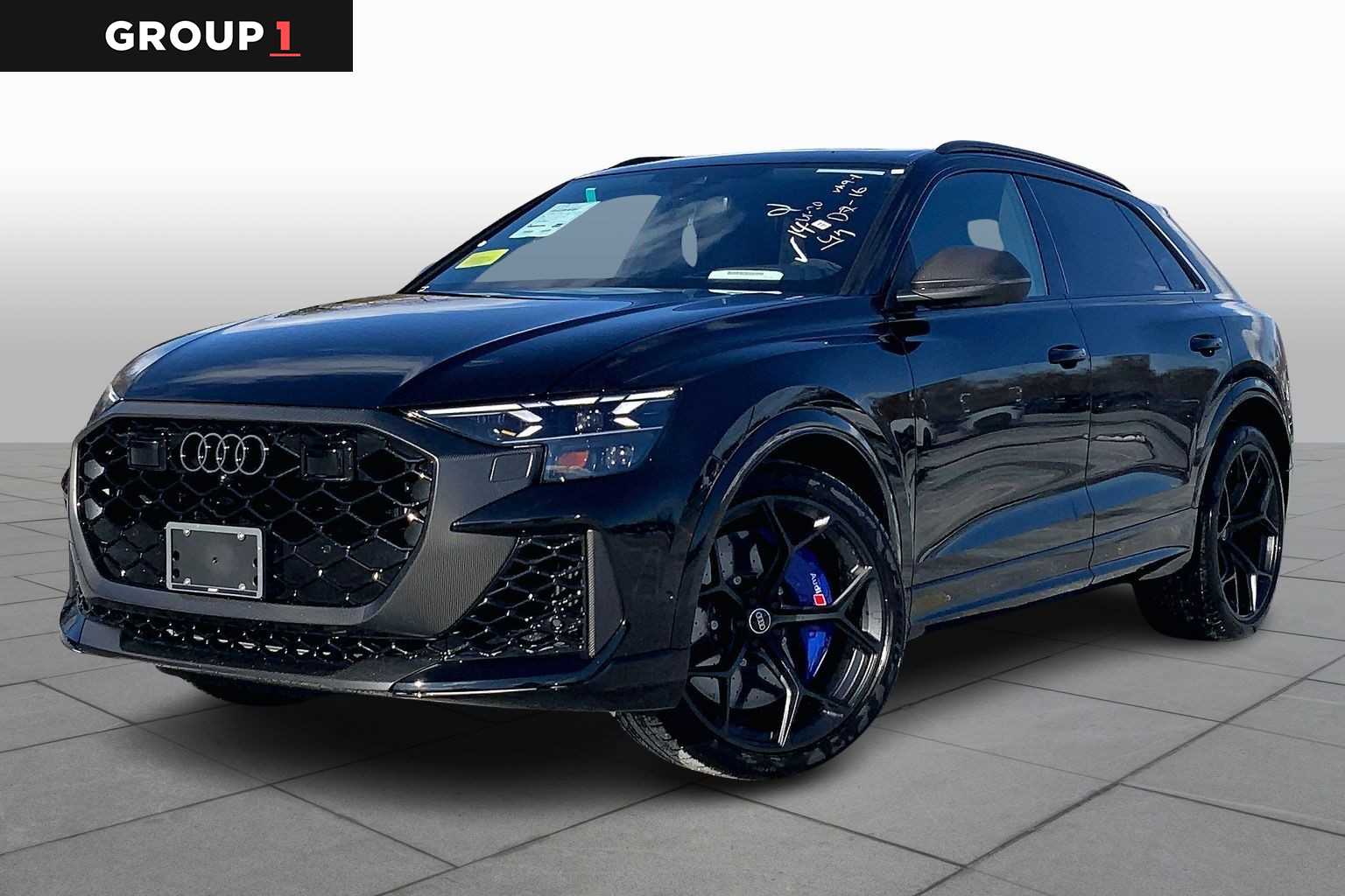 2026 Audi RS Q8 performance Image 1 of 17