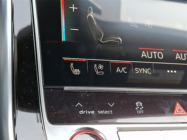 2026 Audi RS Q8 performance Image 18 of 22