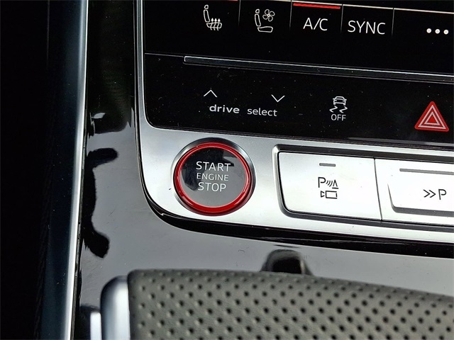 2026 Audi RS Q8 performance Image 15 of 22