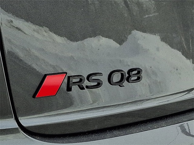 2026 Audi RS Q8 performance Image 8 of 22