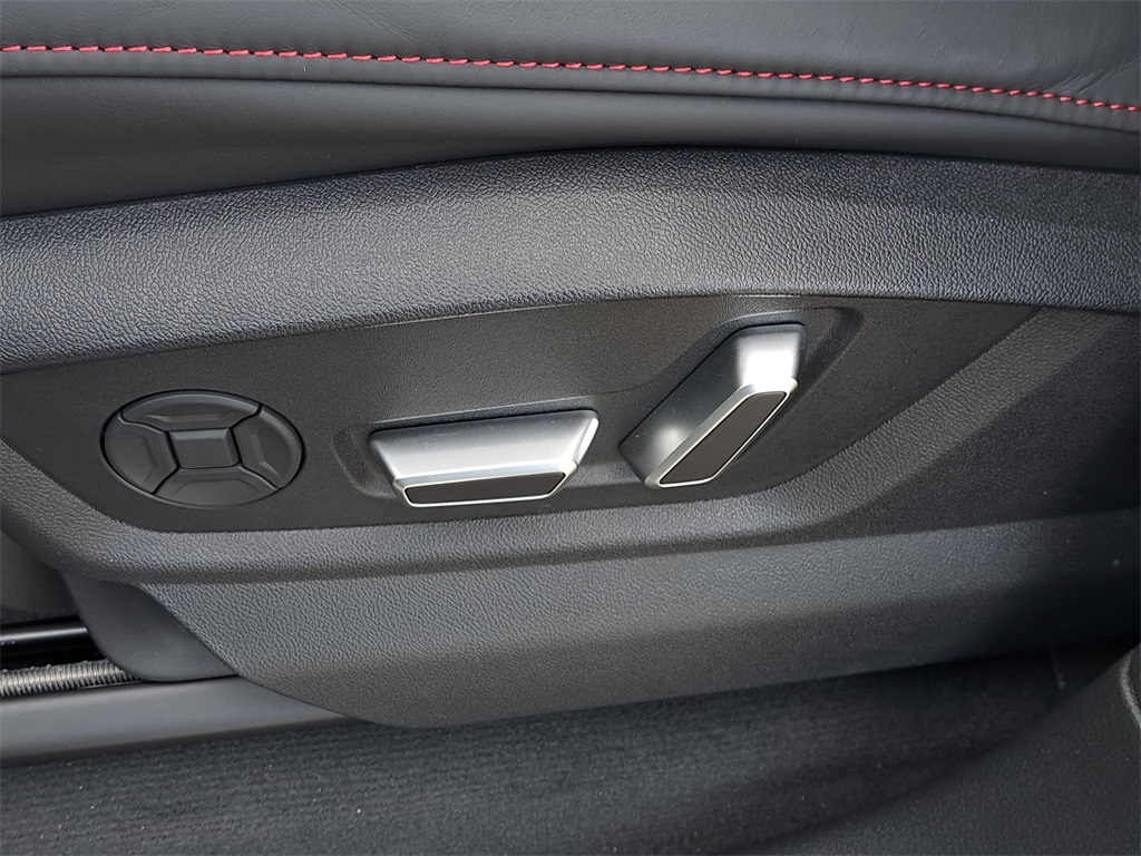 2026 Audi RS Q8 performance Image 22 of 31