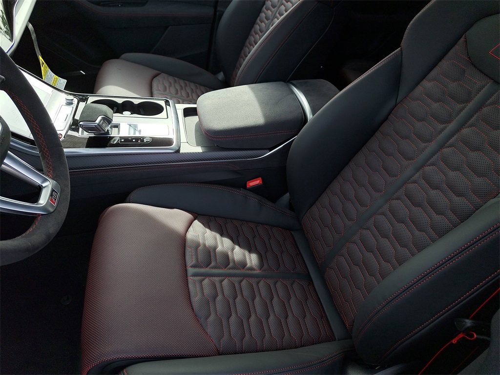 2026 Audi RS Q8 performance Image 10 of 31