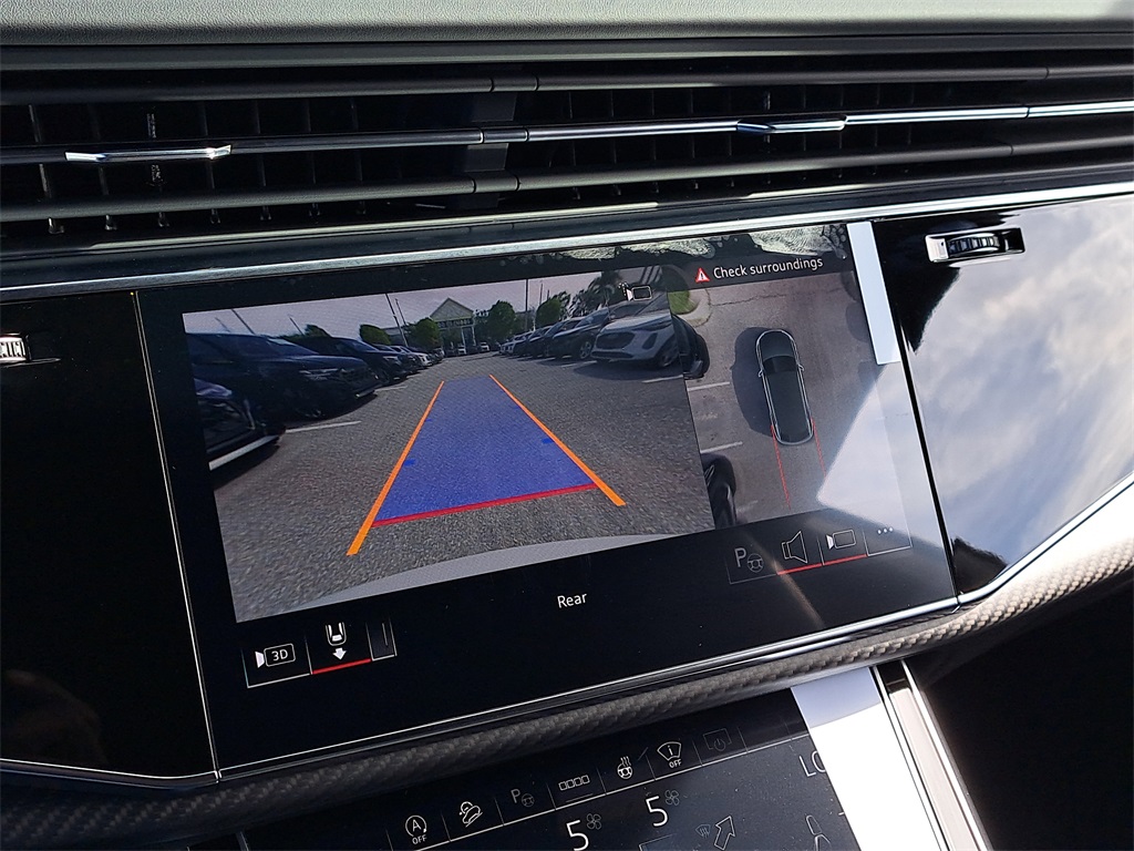 2026 Audi RS Q8 performance Image 18 of 31