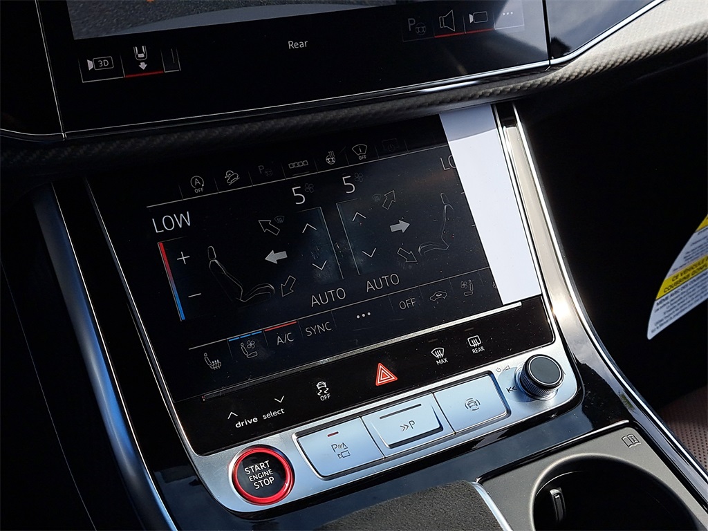 2026 Audi RS Q8 performance Image 29 of 31