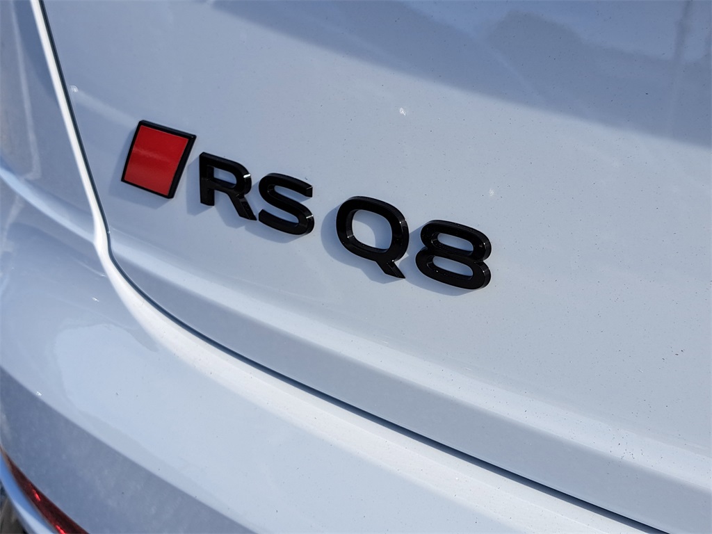 2026 Audi RS Q8 performance Image 28 of 31