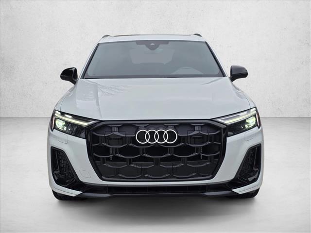 2026 Audi SQ7 Premium Plus Image 2 of 28