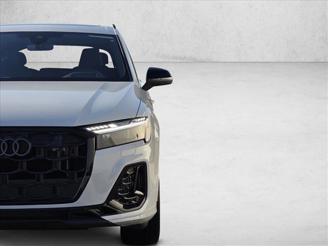 2026 Audi SQ7 Prestige Image 3 of 26
