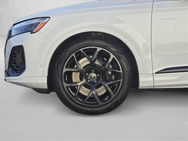 2026 Audi SQ7 Prestige Image 10 of 26