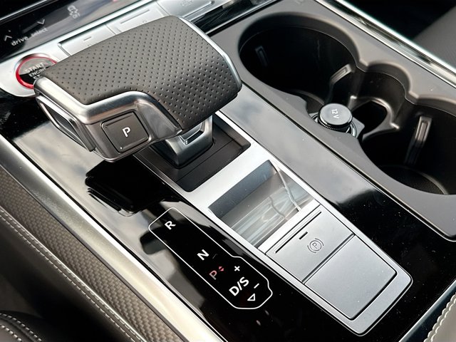 2026 Audi SQ7 Prestige Image 23 of 43