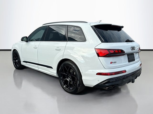 2026 Audi SQ7 Prestige Image 7 of 43