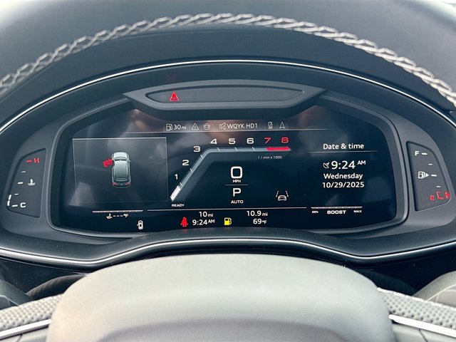 2026 Audi SQ7 Prestige Image 17 of 43