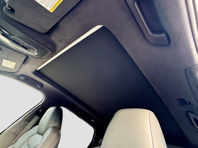 2026 Audi SQ7 Prestige Image 35 of 43