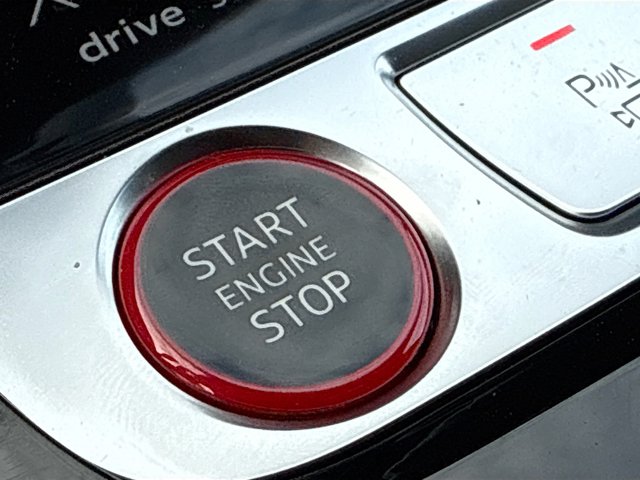 2026 Audi SQ7 Prestige Image 28 of 43