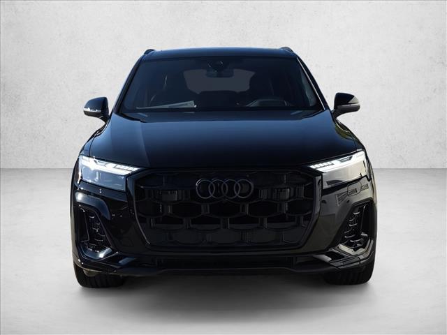2026 Audi SQ7 Prestige Image 2 of 24