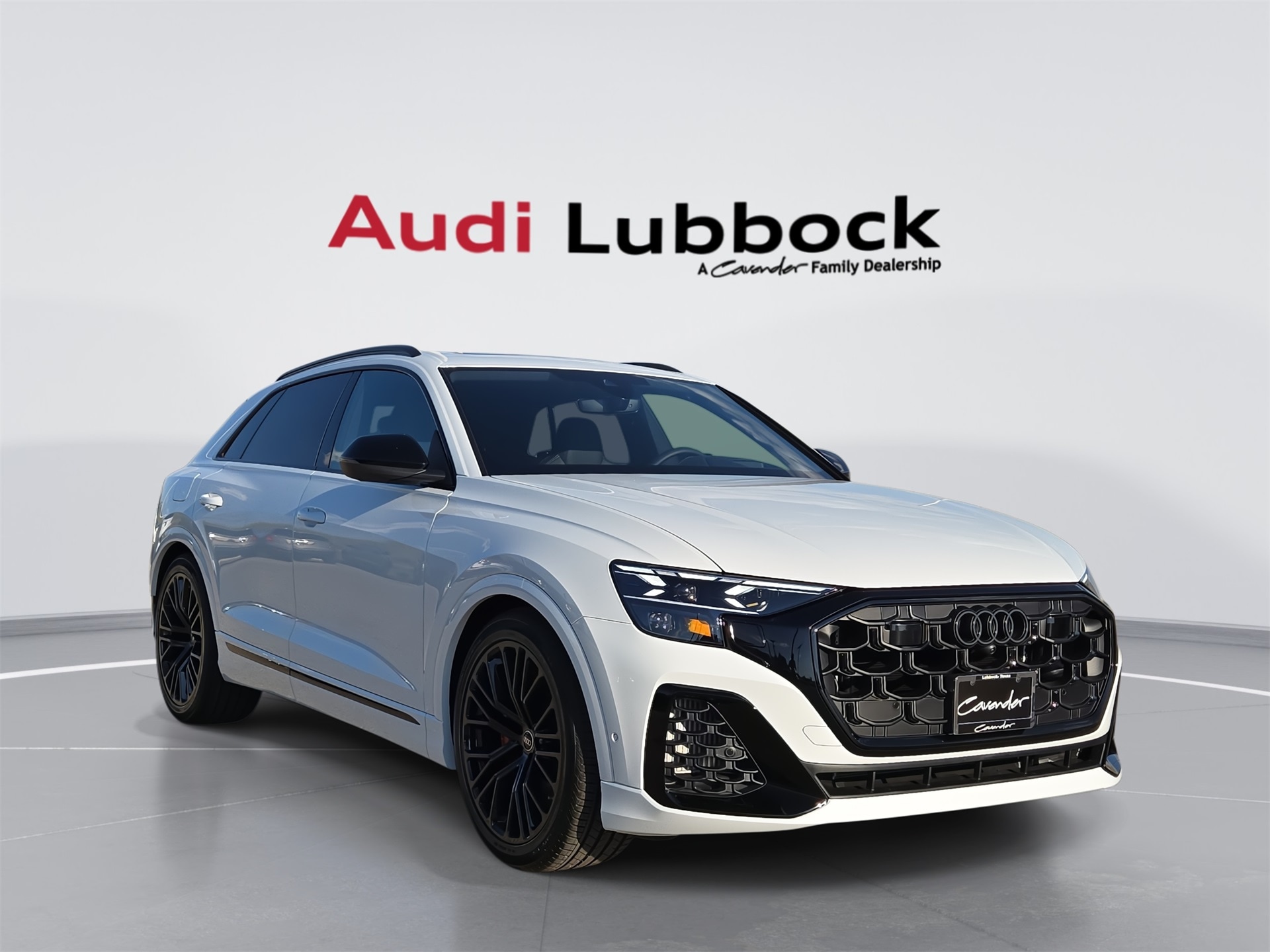 2026 Audi SQ8 Prestige Image 4 of 22