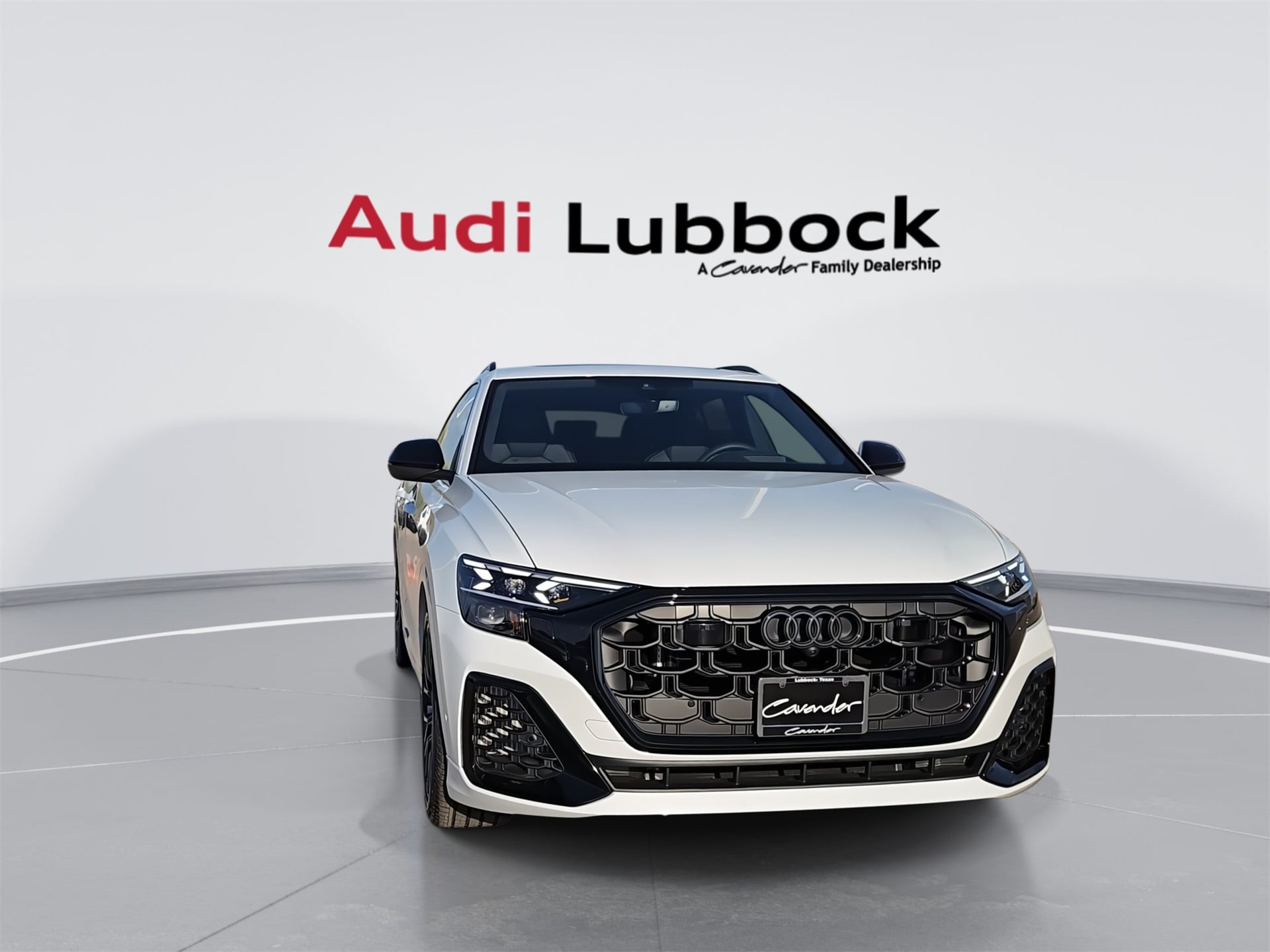 2026 Audi SQ8 Prestige Image 5 of 22